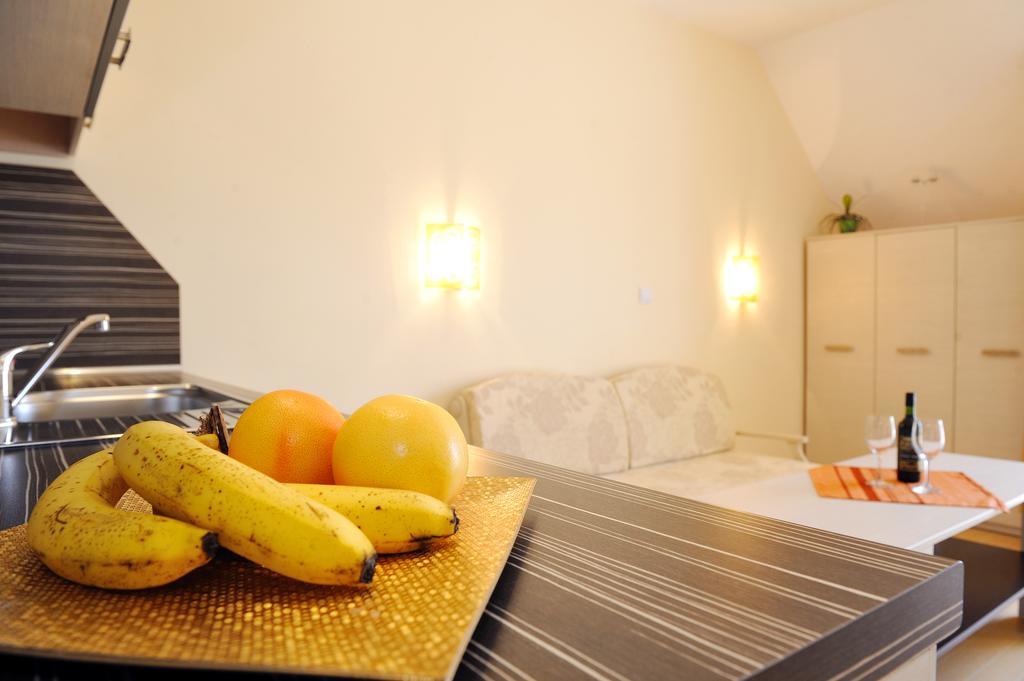 Hotel Iris Nesebar Esterno foto