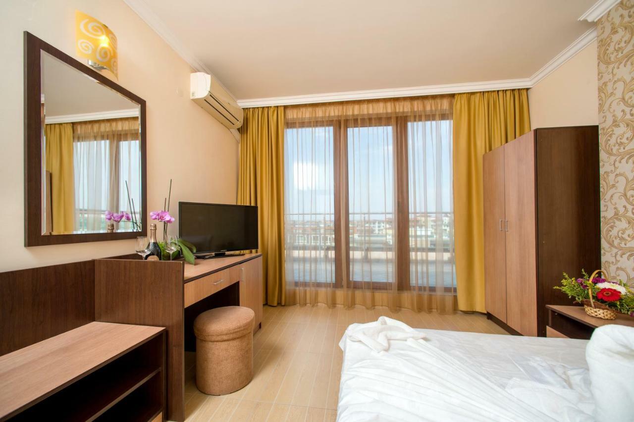 Hotel Iris Nesebar Esterno foto