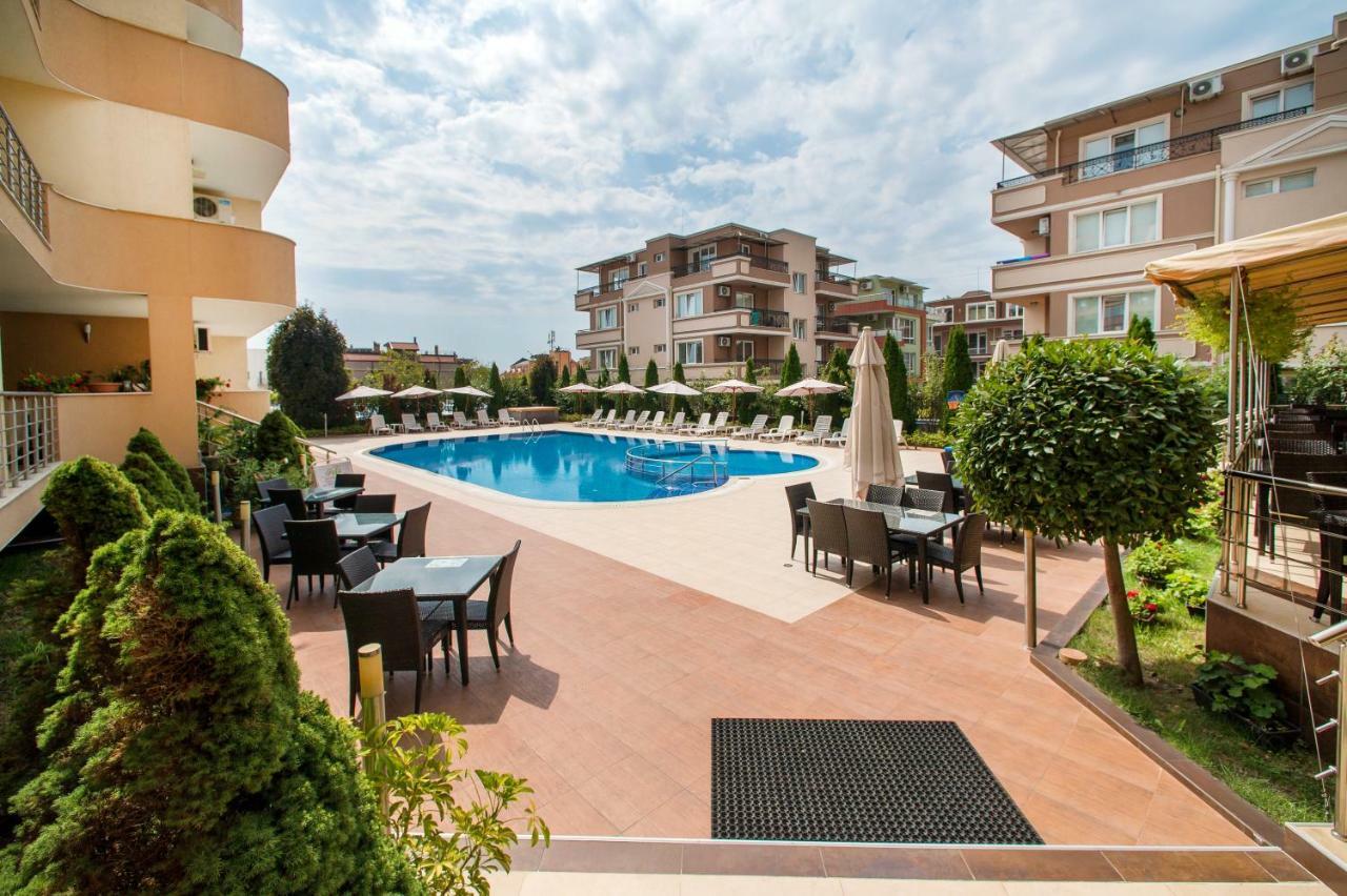 Hotel Iris Nesebar Esterno foto